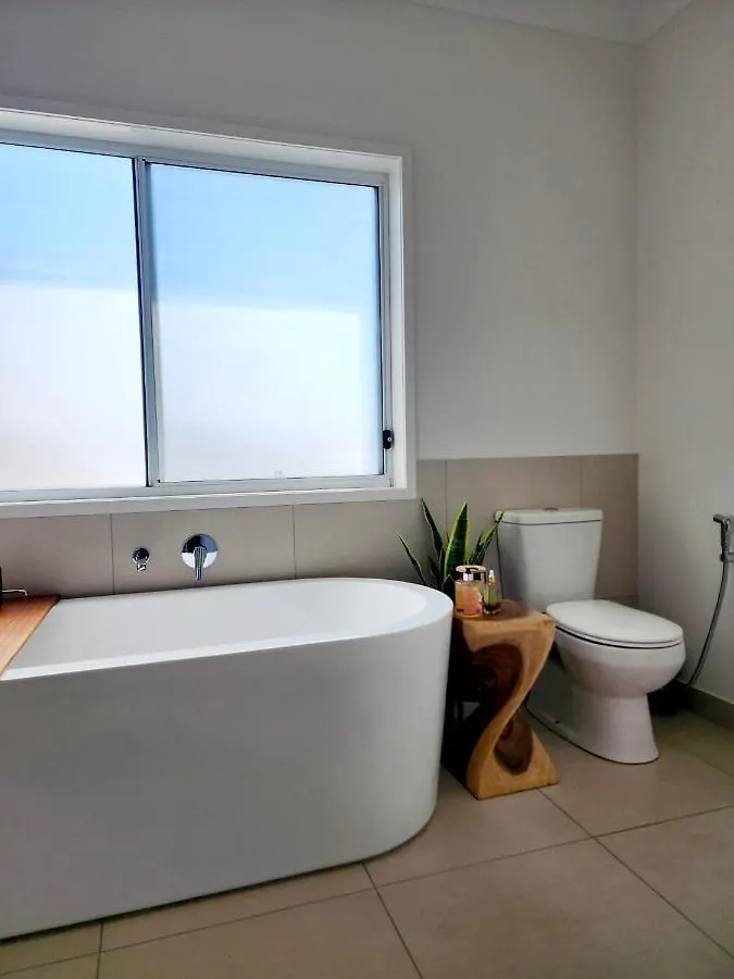 Modern Luxe Retreat Brisbane Apartment Doolandella Australia