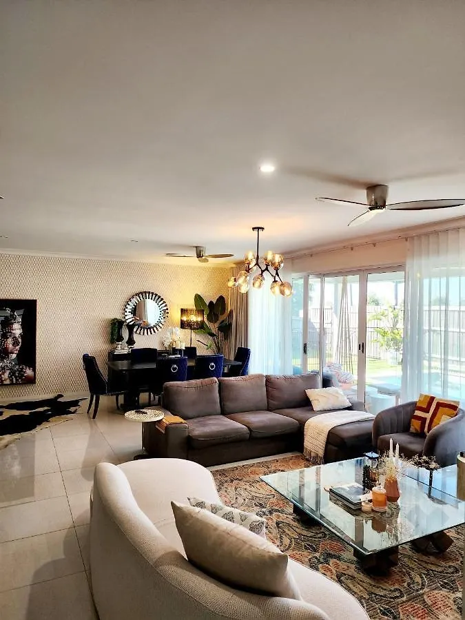 Modern Luxe Retreat Brisbane Apartment Doolandella 0*,