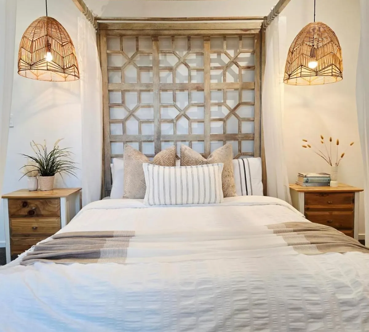 Modern Luxe Retreat Brisbane Apartment Doolandella Homestay