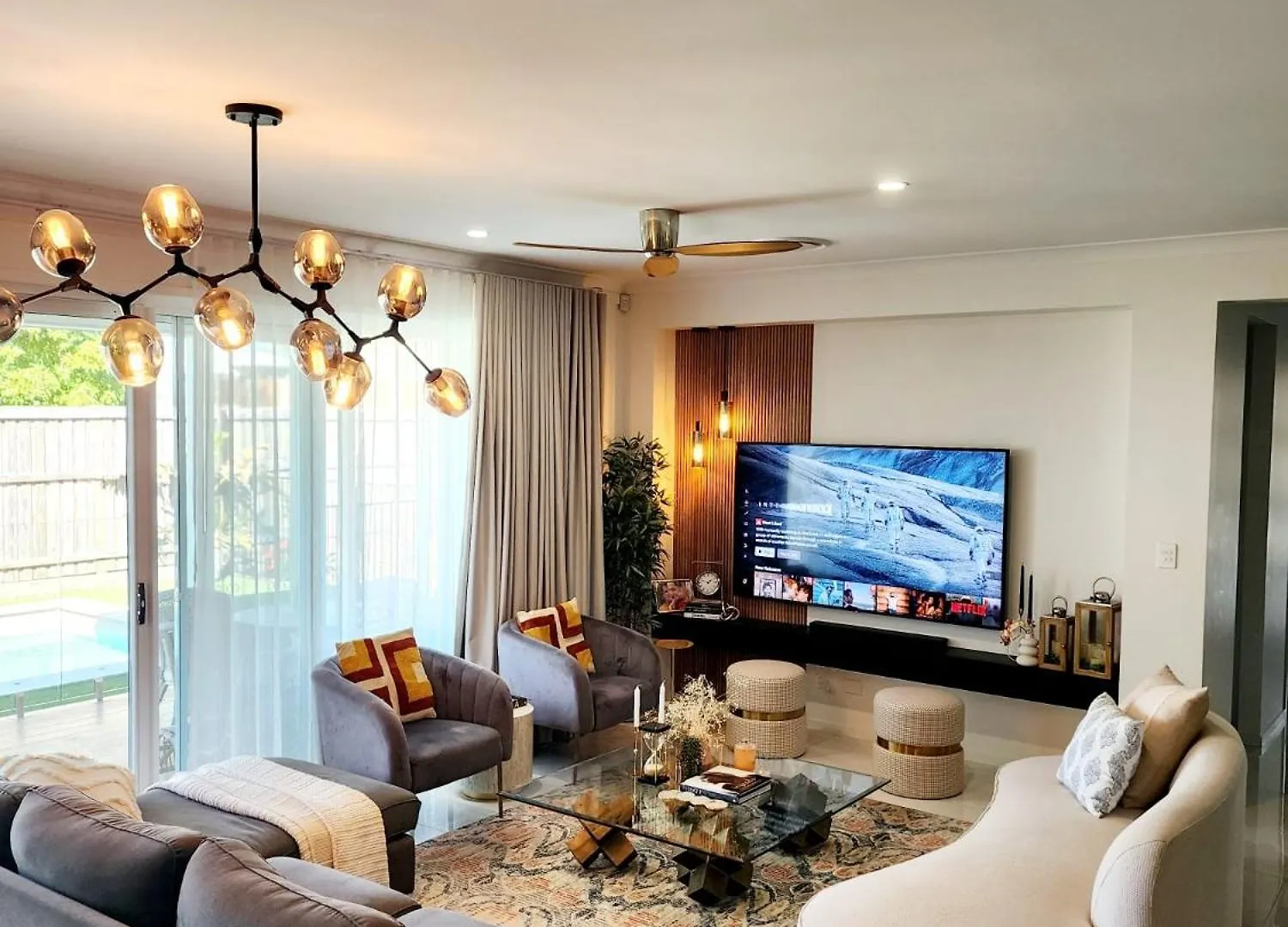 Modern Luxe Retreat Brisbane Apartman Doolandella 0*,  Ausztrália