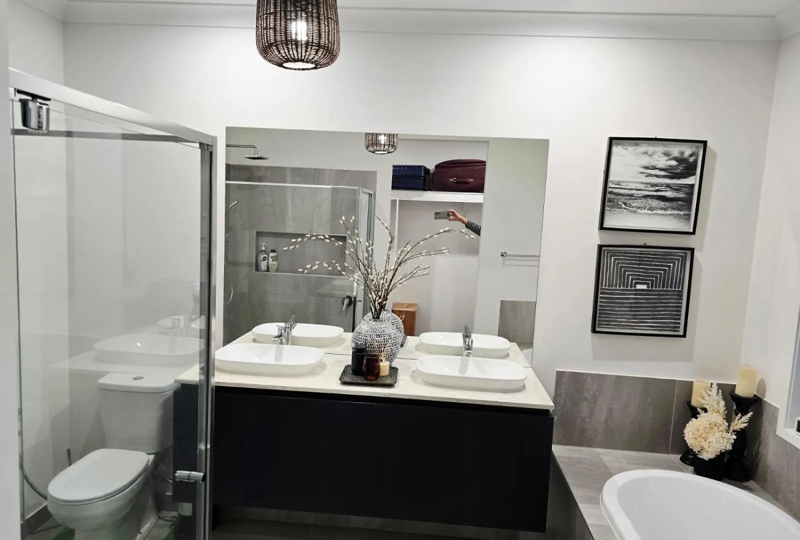 Modern Luxe Retreat Brisbane Apartman Doolandella Homestay szállás